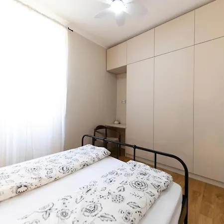 Casa Di شقة زادار